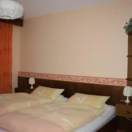 Haus Müller Adelheid Apartamento Hilders